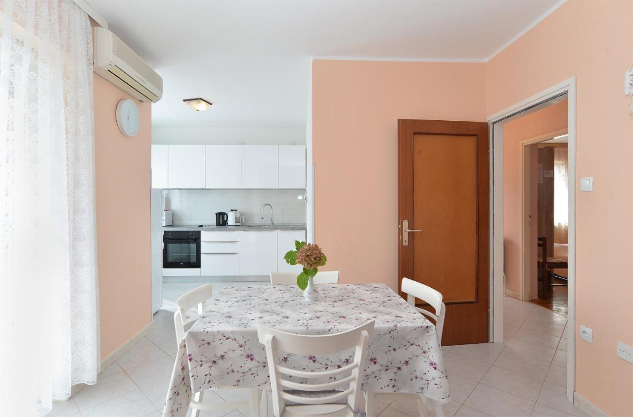 Apartments Medulinska Rabac 757 Buitenkant foto