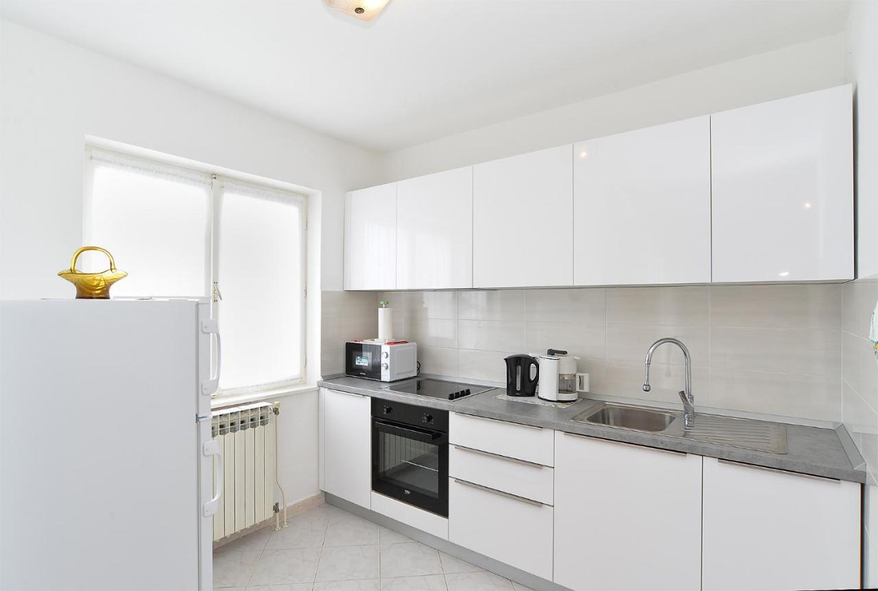 Apartments Medulinska Rabac 757 Buitenkant foto